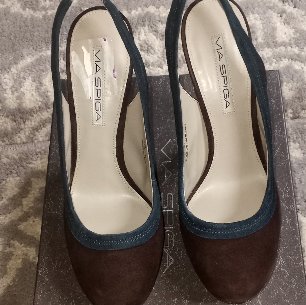 Via Spiga Stacked Pumps